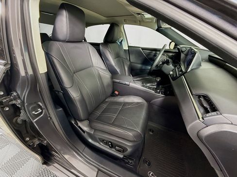 Used 2022 Lexus ES 300h Ultra Luxury w/ Accessory Package 2 image 30