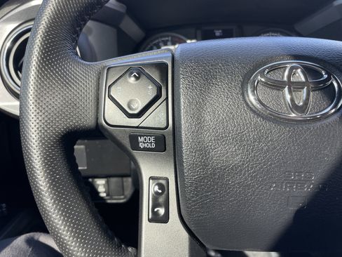 Used 2023 Toyota Tacoma TRD Off-Road w/ Technology Package image 20