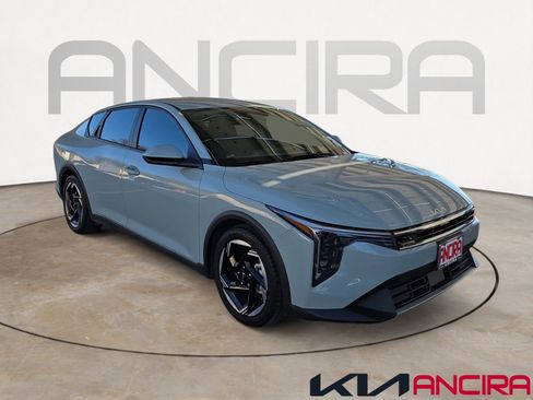 Certified 2025 Kia K4 EX image 1
