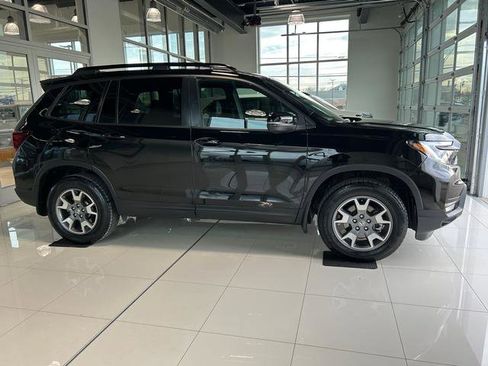 Used 2022 Honda Passport TrailSport image 5