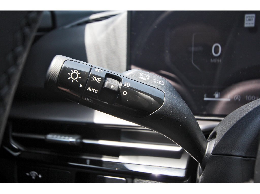 New 2026 Kia Sportage SX FWD image 19