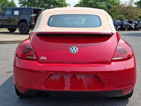 Used 2013 Volkswagen Beetle 2.5 FWD image 9