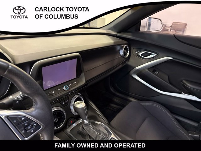Used 2017 Chevrolet Camaro SS RWD image 19