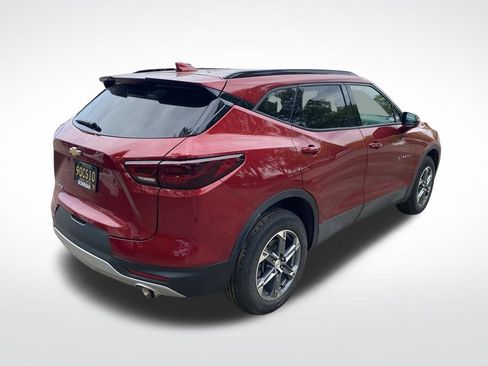 Used 2024 Chevrolet Blazer LT w/ LPO, Floor Liner Package FWD image 7