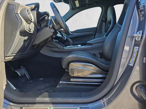 Used 2024 Alfa Romeo Stelvio Quadrifoglio w/ Active Assist Plus Package image 28