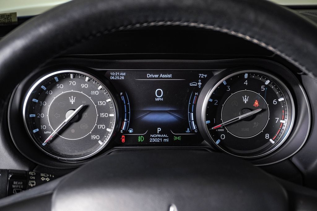 Used 2024 Maserati Levante GT Ultima AWD/4WD image 20