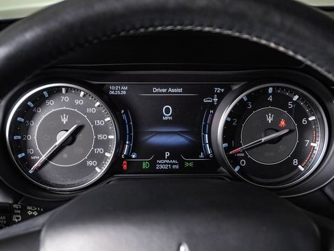 Used 2024 Maserati Levante GT Ultima AWD/4WD image 20