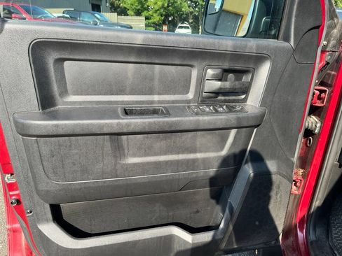 Used 2015 RAM 1500 Express AWD/4WD image 10