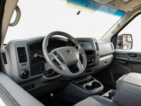 Used 2021 Nissan NV 2500 SV RWD image 16