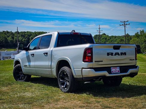 New 2026 RAM 1500 Big Horn AWD/4WD image 6