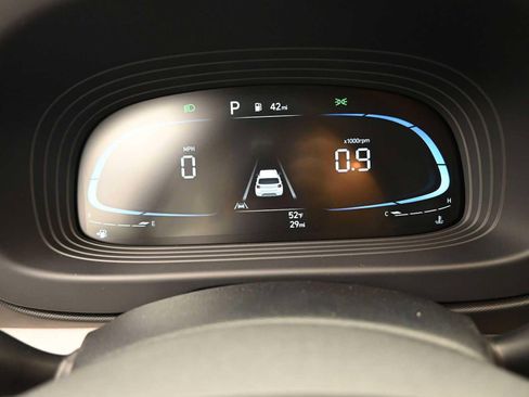 New 2026 Hyundai Venue SEL FWD image 7