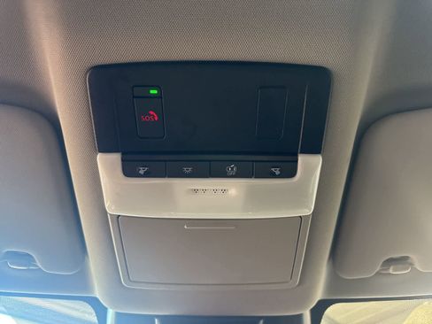 Used 2023 Nissan Rogue SV image 27