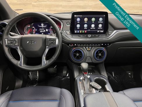 Used 2025 Chevrolet Blazer RS w/ Driver Confidence II Package image 2