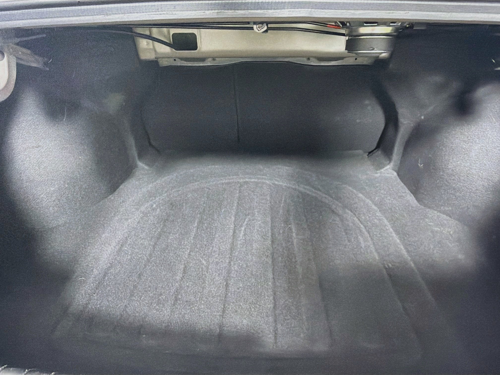 Used 2025 Hyundai Elantra Limited FWD image 28