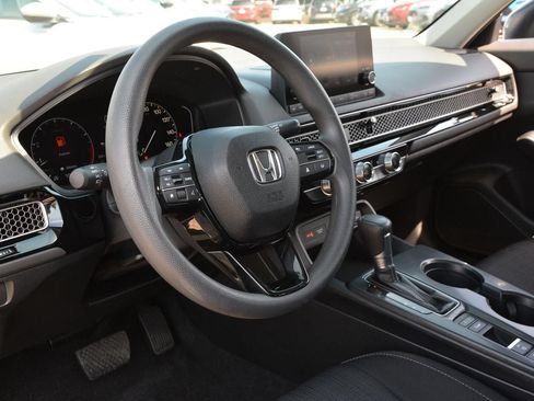 Used 2023 Honda Civic LX image 10