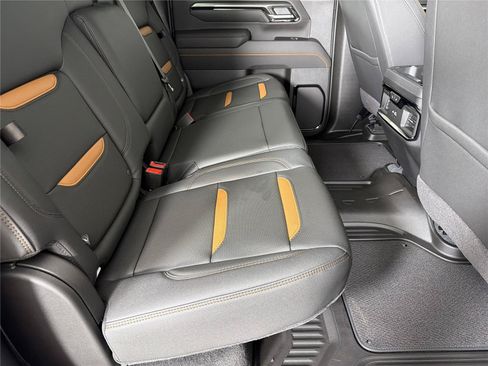 New 2026 GMC Sierra 2500 AT4 w/ AT4 Premium Plus Package AWD/4WD image 14