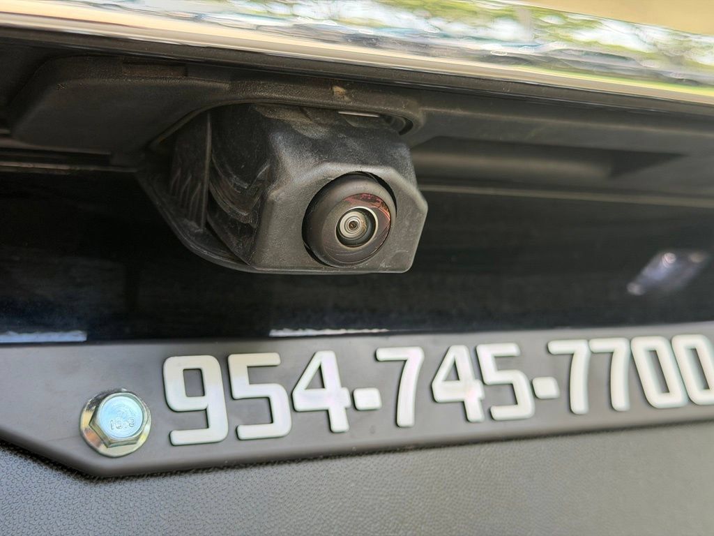 Used 2025 Mercedes-Benz GLE 350 4MATIC image 18