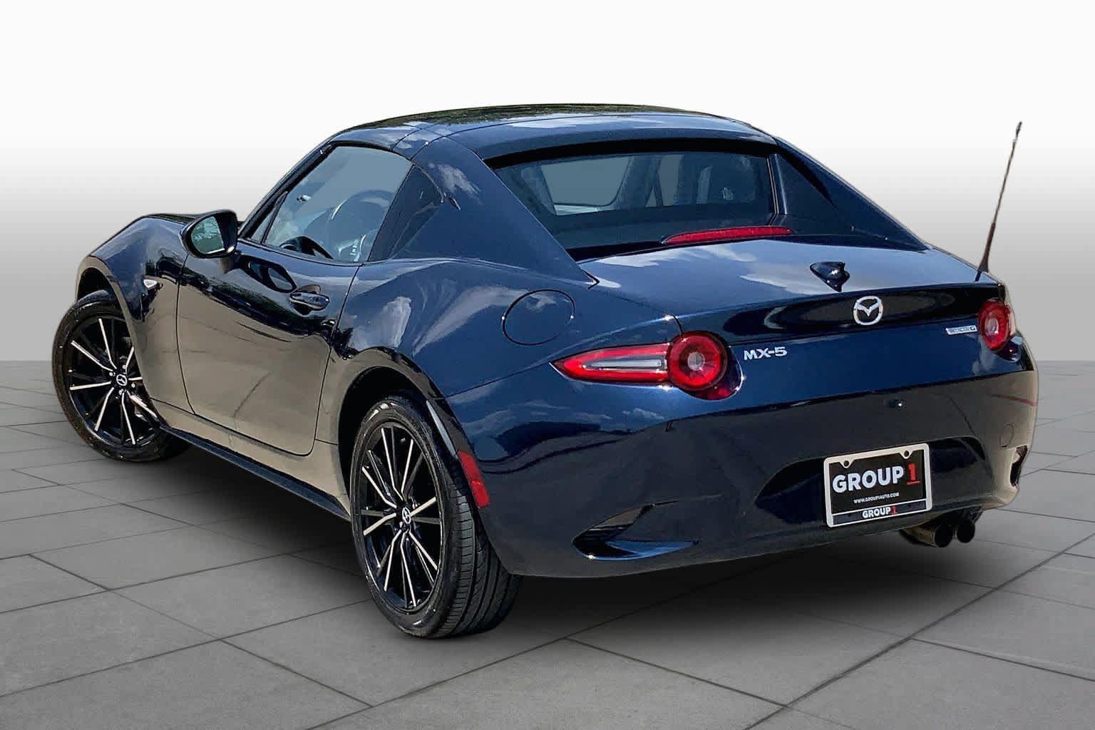 Used 2025 MAZDA MX-5 Miata RF Grand Touring RWD image 11