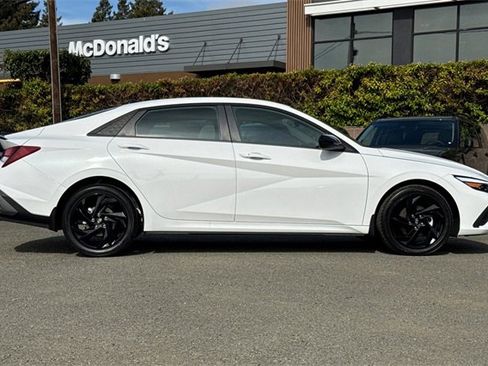 New 2026 Hyundai Elantra Sport image 5