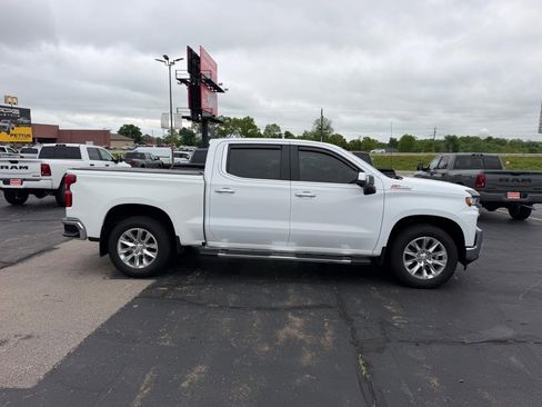 Used 2022 Chevrolet Silverado 1500 LTZ w/ LTZ Premium Package AWD/4WD image 2