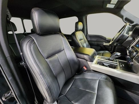 Used 2018 Ford F150 Lariat image 26