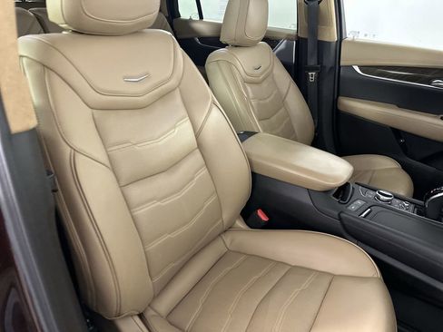 Used 2023 Cadillac XT6 Sport w/ Platinum Package AWD/4WD image 31
