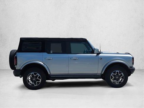 Certified 2021 Ford Bronco Outer Banks AWD/4WD image 4