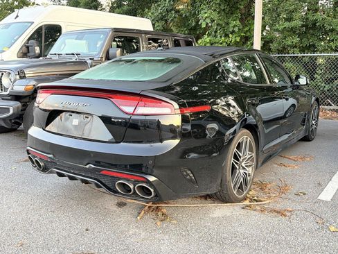 Used 2022 Kia Stinger GT1 RWD image 4