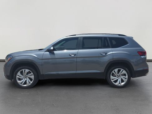 Used 2023 Volkswagen Atlas SE AWD/4WD image 2