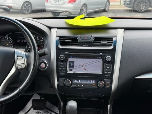 Used 2013 Nissan Altima 2.5 SV w/ 2.5SV Convenience Pkg FWD image 9