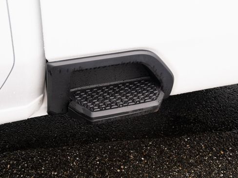 Used 2024 Chevrolet Silverado 3500 LT image 21