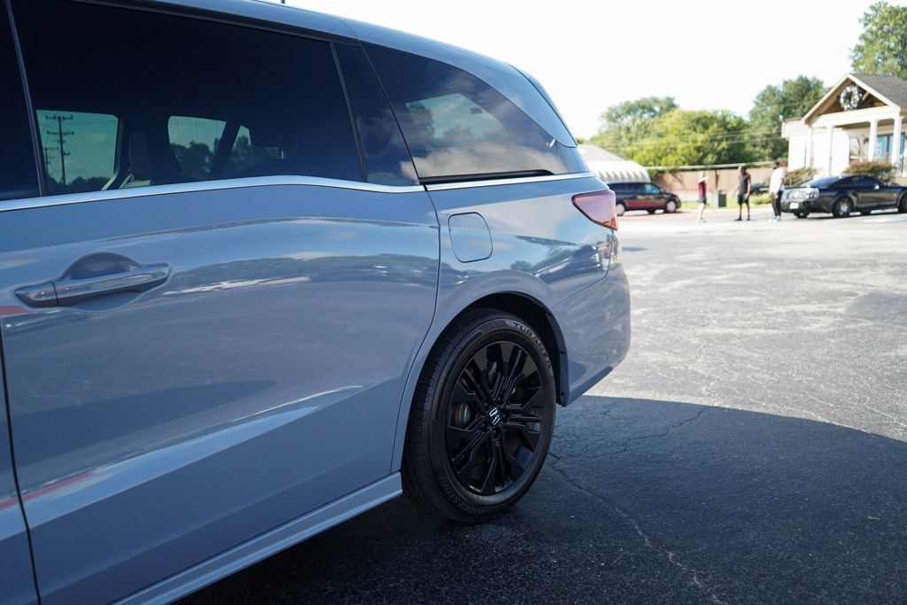 Used 2025 Honda Odyssey Sport-L image 22
