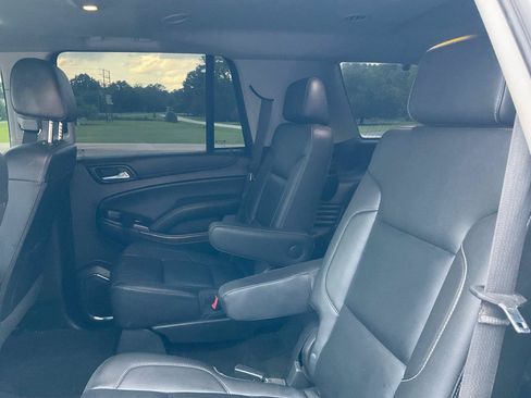 Used 2019 Chevrolet Tahoe LT AWD/4WD image 18