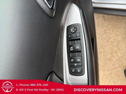 Used 2016 Dodge Journey SXT w/ Comfort/Convenience Group FWD image 11