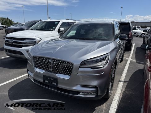 Used 2021 Lincoln Aviator Reserve w/ Equipment Group 201A AWD/4WD image 1