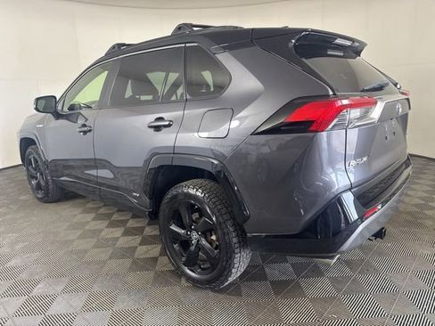 Used 2019 Toyota RAV4 XSE AWD/4WD image 6
