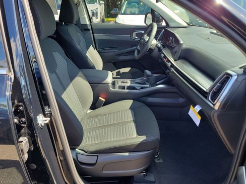 New 2026 Kia Sorento LX FWD image 7