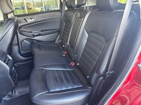 Used 2022 Ford Edge SEL w/ Convenience Package AWD/4WD image 9