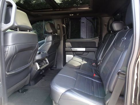 Used 2025 Ford F350 Platinum AWD/4WD image 16