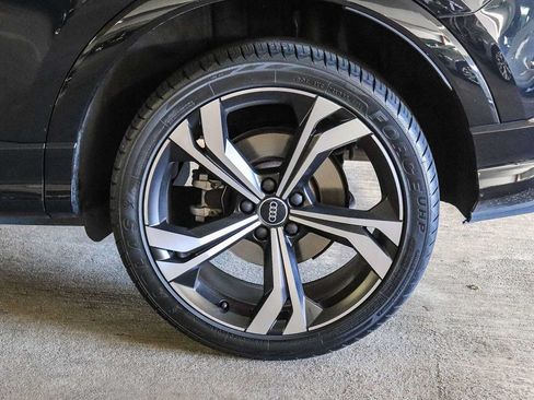 Used 2023 Audi Q3 2.0T Premium Plus w/ Premium Plus Package AWD/4WD image 10