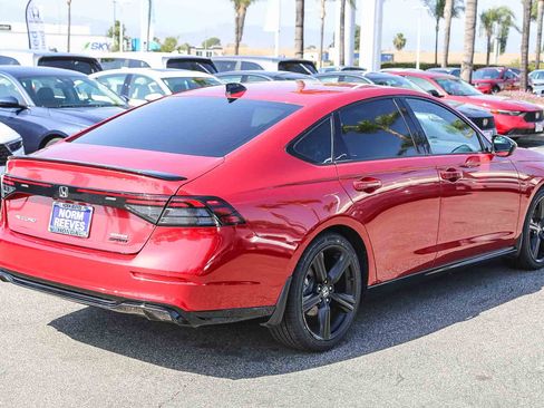 Used 2023 Honda Accord Sport image 9