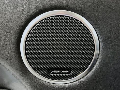 Used 2019 Land Rover Range Rover Sport SE image 15