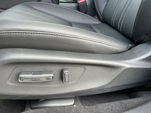 New 2026 Honda HR-V EX-L image 8