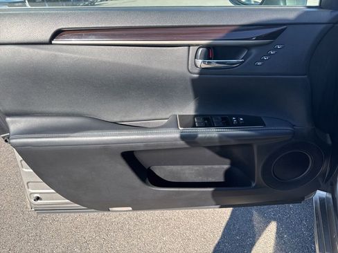 Used 2018 Lexus ES 350 image 26