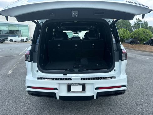 Used 2026 INFINITI QX80 4WD w/ Sport Exterior Package image 15