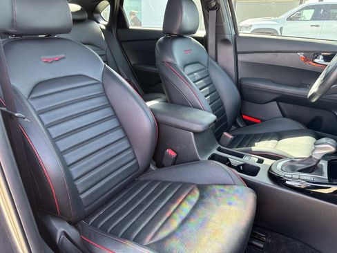 Used 2023 Kia Forte GT w/ GT2 Package image 12