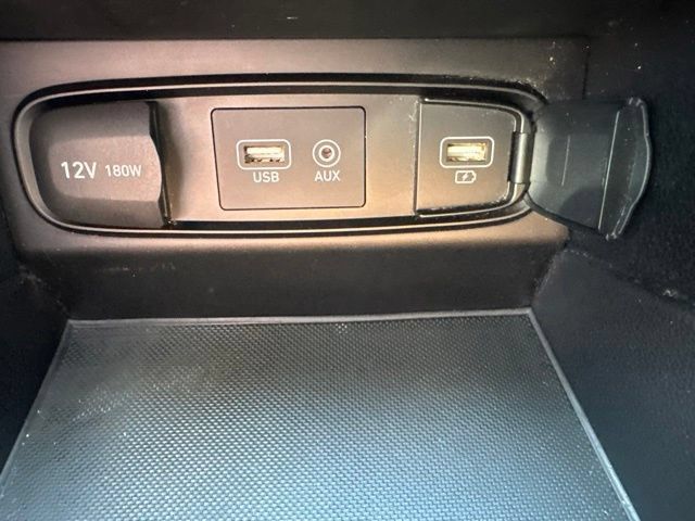 Used 2020 Hyundai Santa Fe SEL AWD/4WD image 23