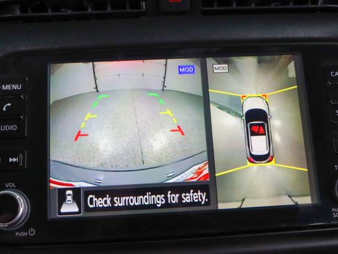 Used 2021 Nissan Kicks SR image 18