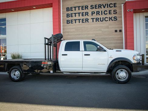 Used 2022 RAM 5500 Tradesman w/ Chrome Appearance Group image 2