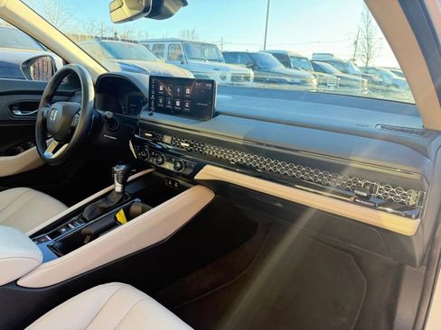 Used 2023 Honda Accord Touring image 26